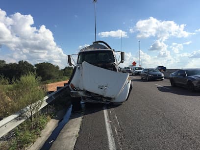 Abrahamson & Uiterwyk Car Accident and Personal Injury Lawyers - Professional law office in Tampa, Florida